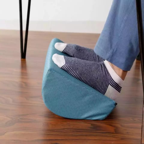 UrbanBed Foot Rest with Antiskid Curved Design