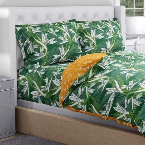 Swaas 100% Pure Cotton Green Tropical Treasure Bedsheet Set