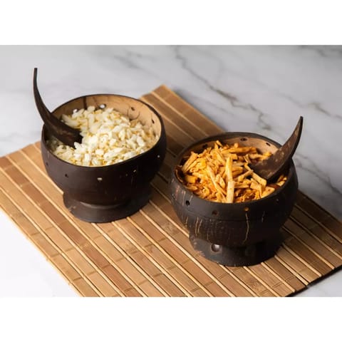Lagom India Up-Cycled coconut shell- Agni snack bowl with spoon