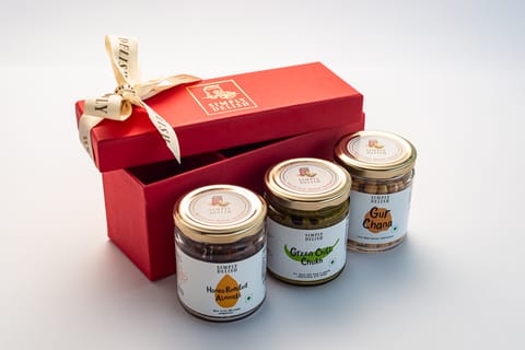 Simply Delish All Season Gift Box (3 Jar) - Gur Chana, Green Chilli Chukh & Honey Roasted Almonds
