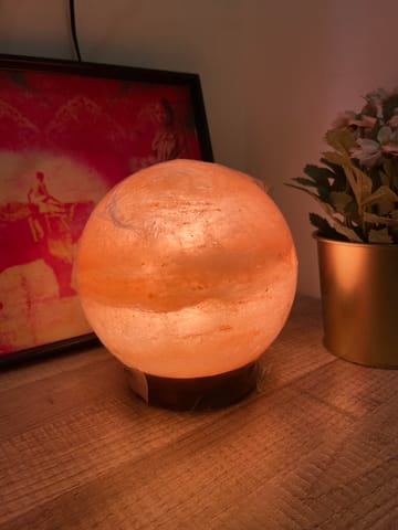 Bodhsara  Himalayan Pink Salt Globe Lamp